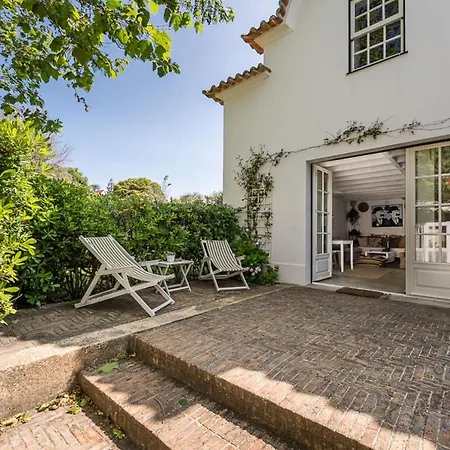 شقة Guestready - Charming Chalet Near The Beach